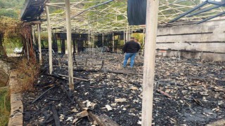 Alabalık tesisi alevlere teslim oldu